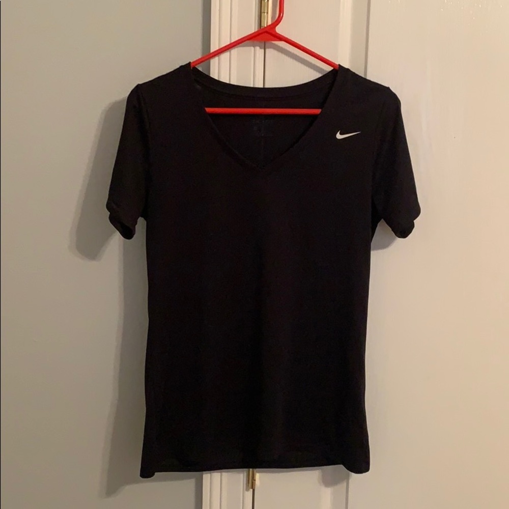 women’s nike dri-fit v-neck shirt